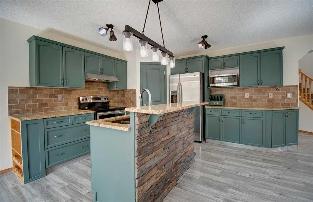 Additional image 4 of 96 Cranfield Park SE, Calgary, AB, T3M1B4