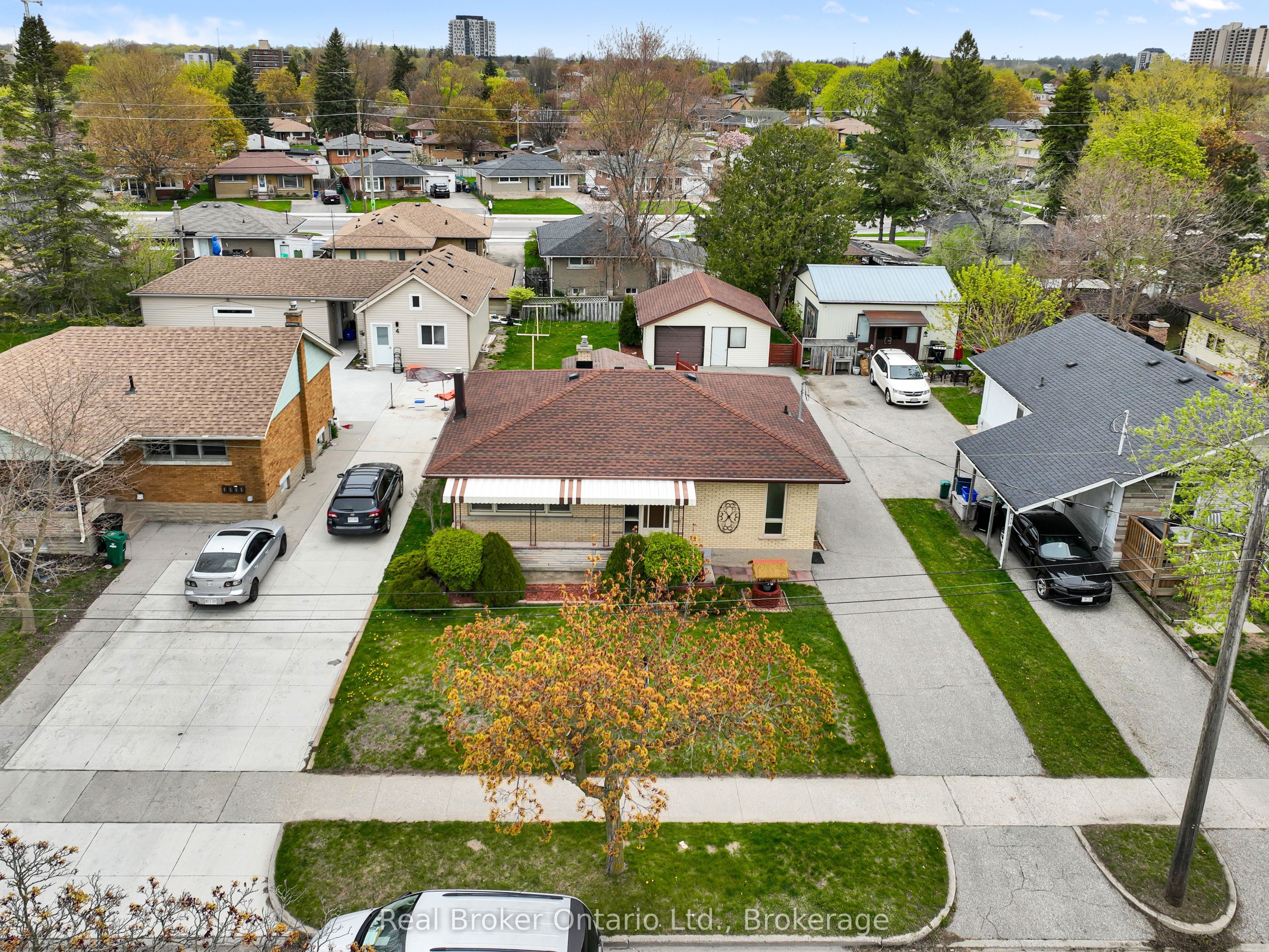 144 Byron Avenue, Kitchener, ON, N2C 1Z8