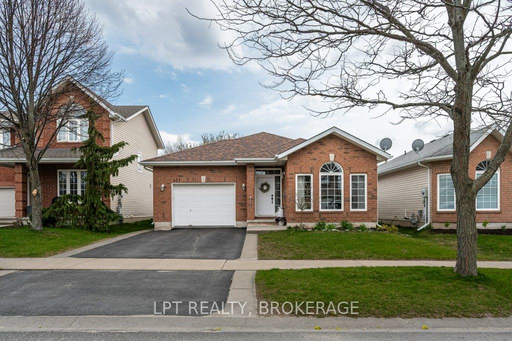 421 Cooke Crescent, Kingston, ON, K7P 3J5