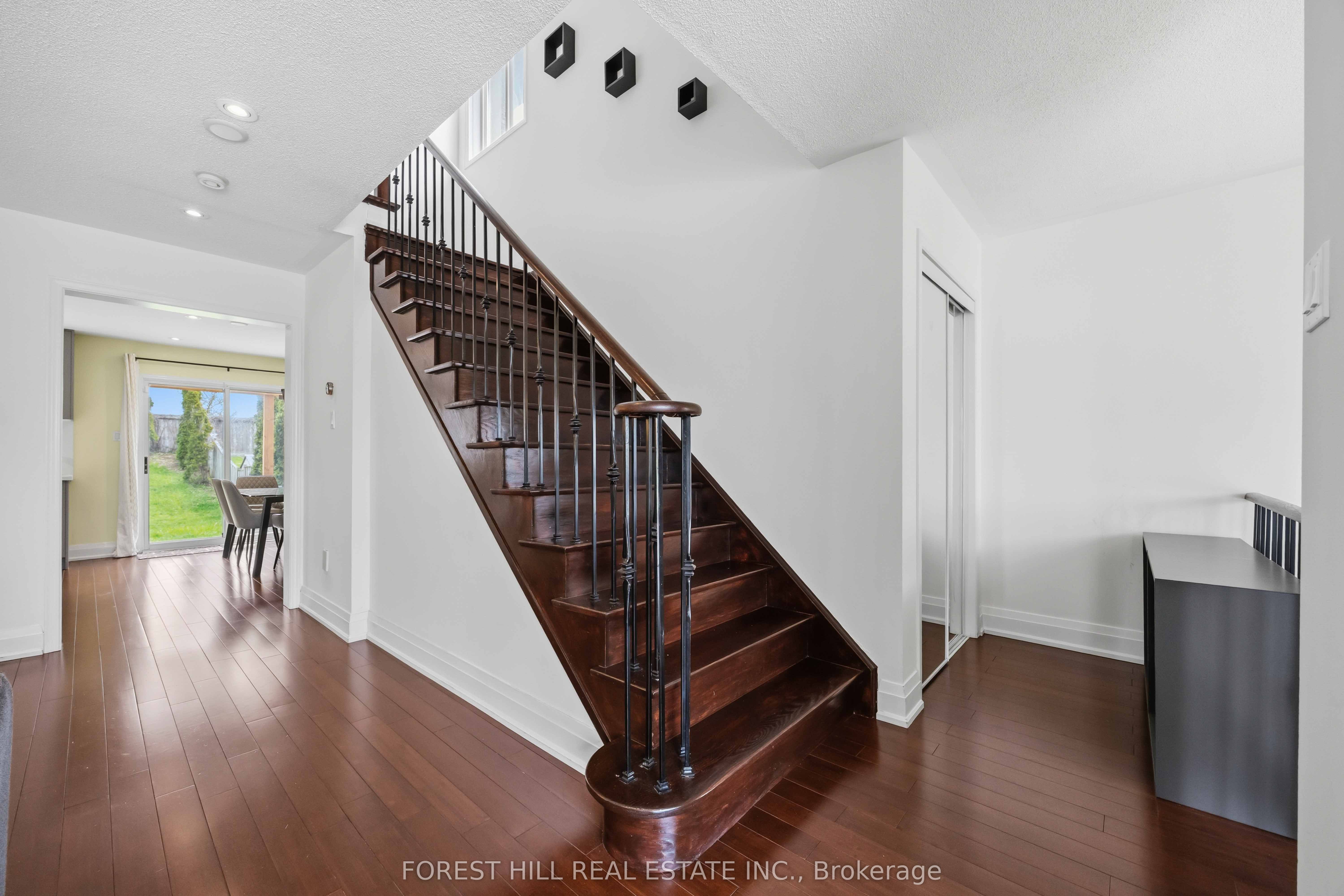 110 Foxfield Crescent, Vaughan, ON, L4K 5E9 photo 5