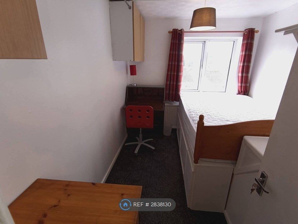 Additional image 7 of 5 bed semi-detached house to rentPengarth Rise, Falmouth TR11