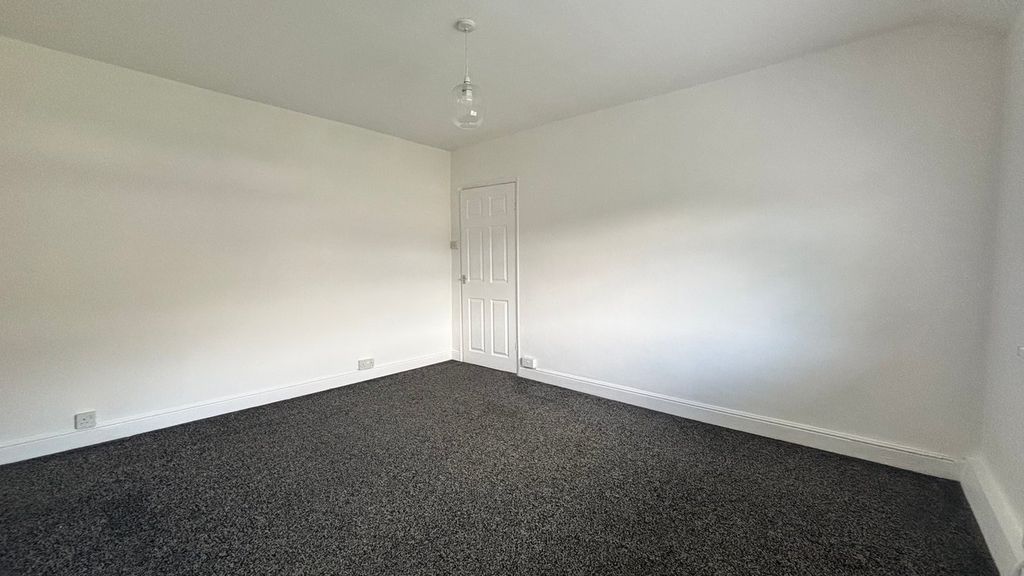 Additional image 9 of 3 bed semi-detached house to rentJersey Street, Port Talbot SA13