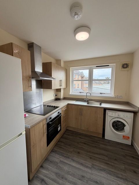 Additional image 3 of 2 bed flat to rentCandleriggs Court, Alloa FK10