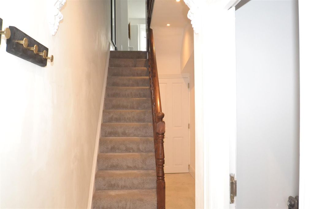 5 bed shared accommodation to rentMount Pleasant Rd EX4 photo 3