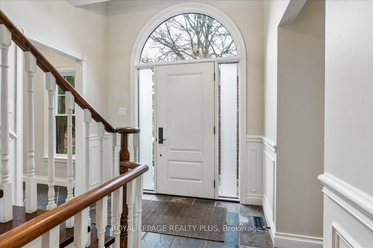 Additional image 5 of 34 Theobalds Circle, Richmond Hill, ON, L4C 9C6