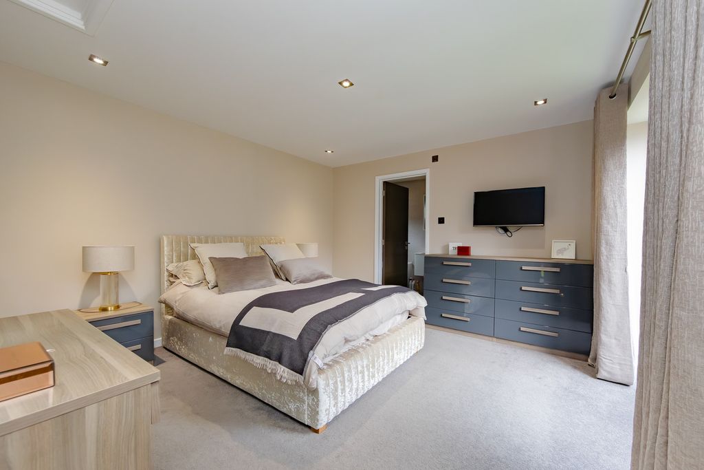 Additional image 14 of 6 bed barn conversion for saleBedfield Road, Woodbridge IP13