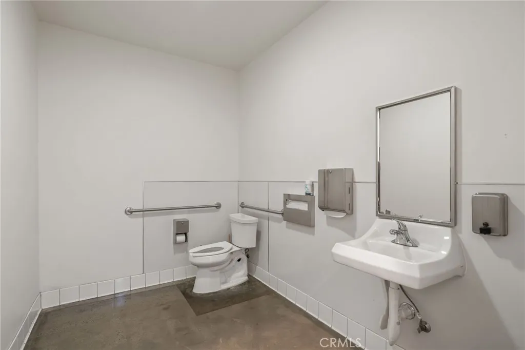 Additional image 21 of 218 W Commonwealth Ave, Fullerton, CA 92832