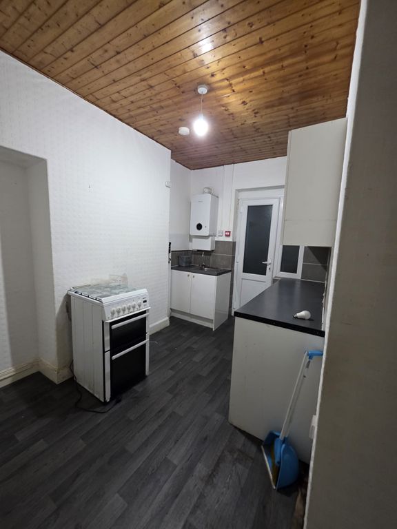Additional image 2 of 2 bed flat to rentKinmel Street, Rhyl LL18