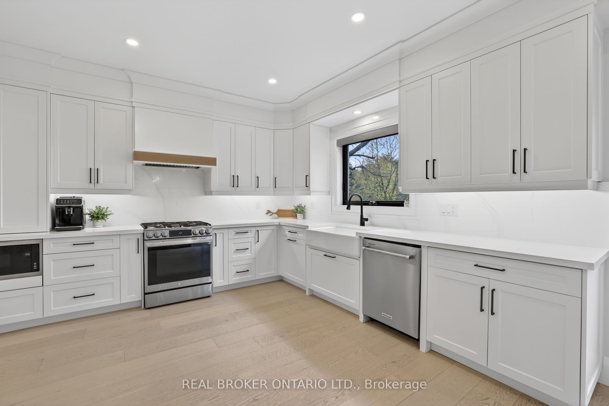 Additional image 3 of 8 Mcquaid Court, East Gwillimbury, ON, L9N 1E8