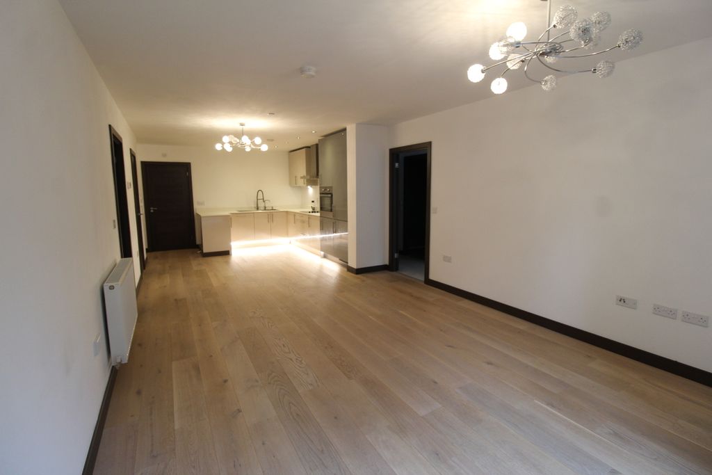 Additional image 4 of 2 bed flat to rentHarland Court, Station Hill, Bury St Edmunds, Suffolk IP32