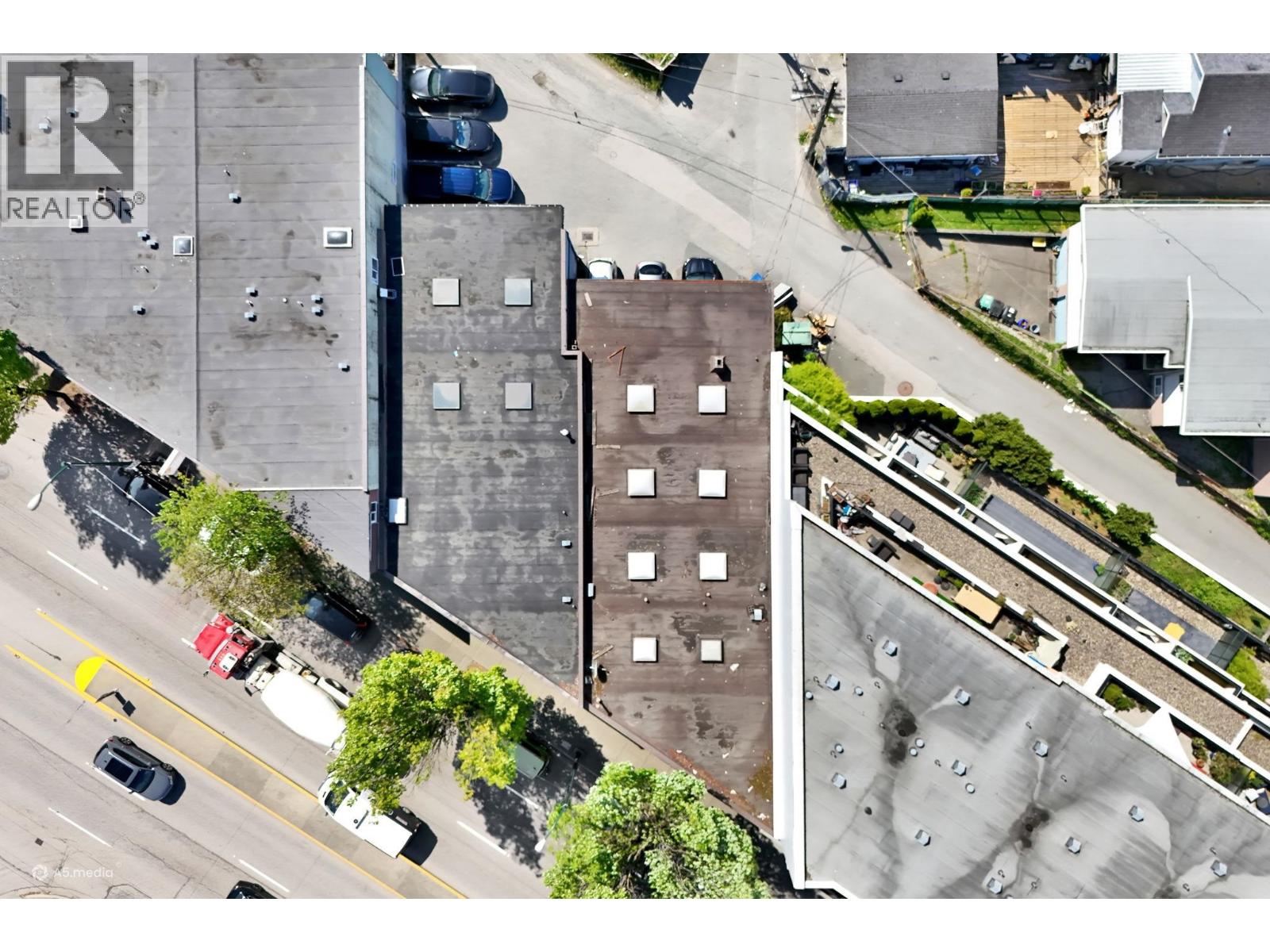 Additional image 3 of 1872 Kingsway , Vancouver, BC, V5N2S7