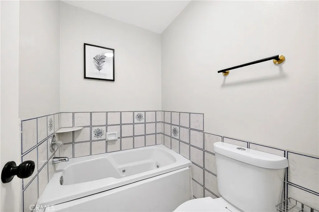 Additional image 24 of 9914 Tweedy Lane Unit C, Downey, CA 90240