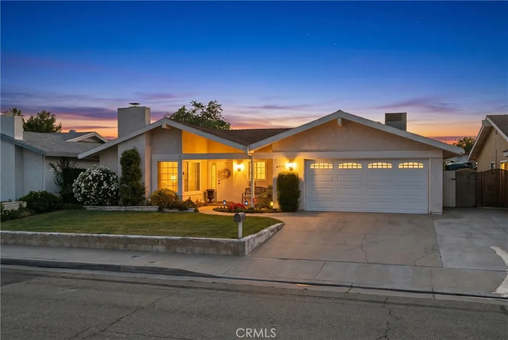 44933 Hanstead Avenue, Lancaster, CA 93535 photo 3
