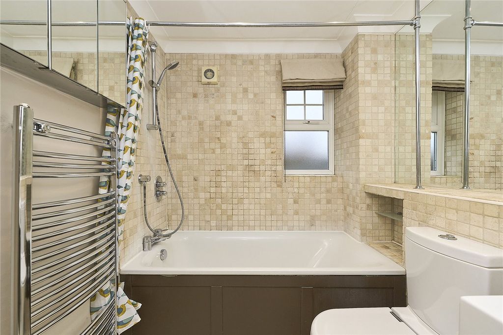 Additional image 39 of 4 bed detached house to rentSaint Andrews Gardens, Cobham, Surrey KT11