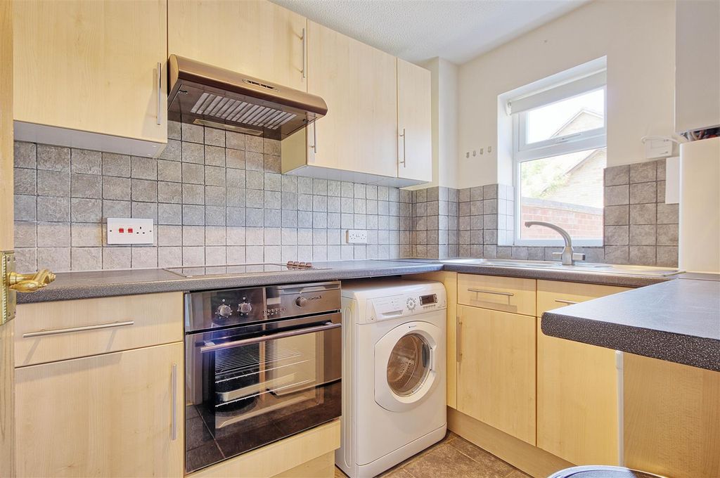 Additional image 2 of 1 bed end terrace house to rentThe Sycamores, Milton, Cambridge CB24