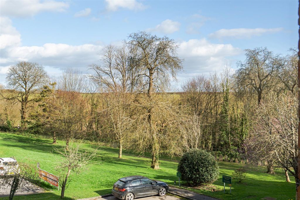Additional image 8 of 2 bed flat for saleSherren Avenue, Charlton Down, Dorchester DT2
