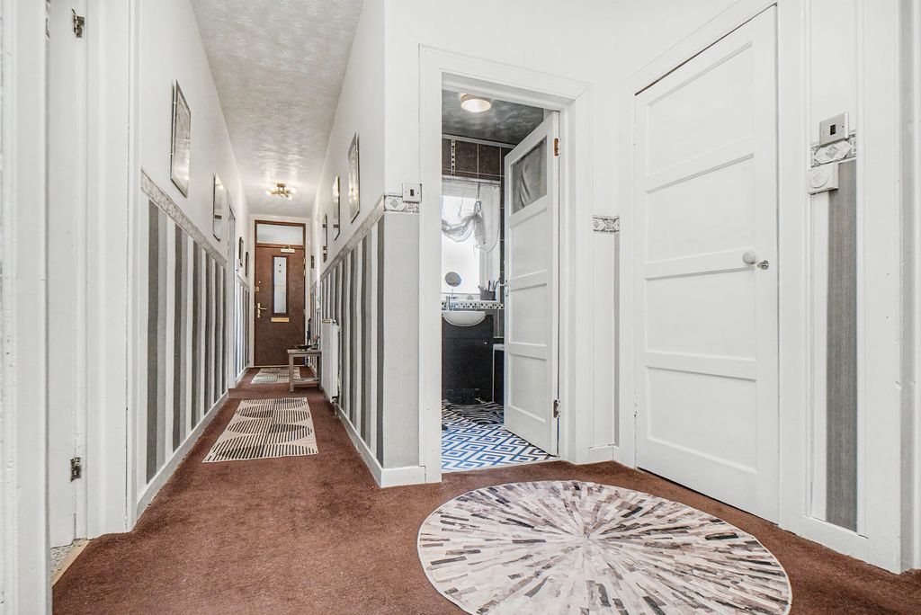 Additional image 4 of 4 bed flat for sale18c Links Avenue, Musselburgh, East Lothian EH21