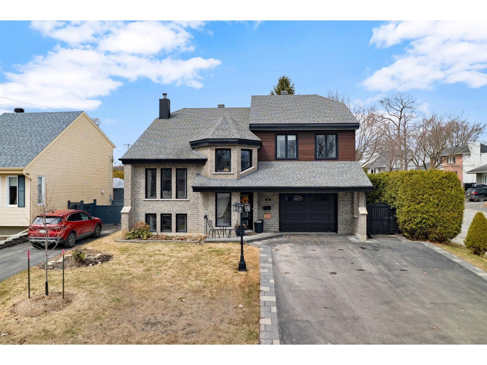 858 Rue des Bouleaux