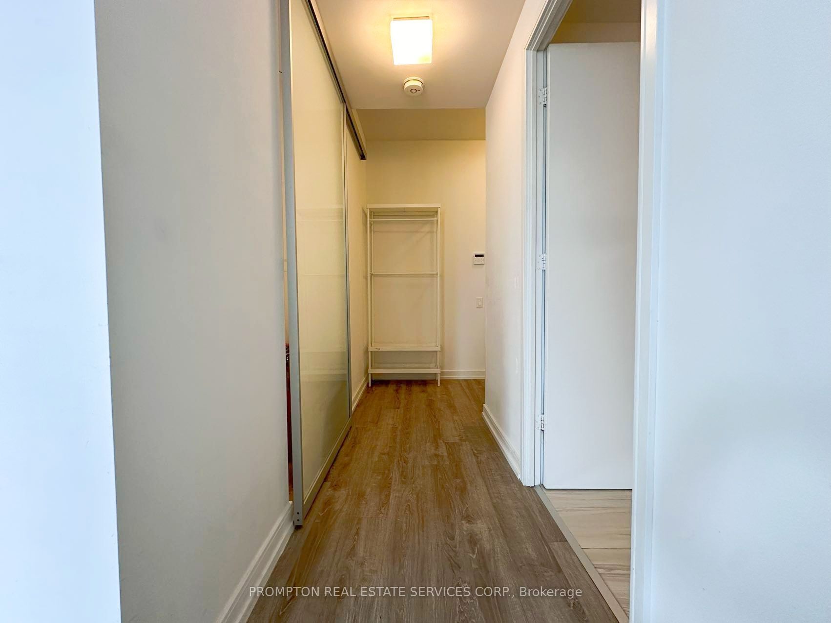 Additional image 6 of 1002-28 Wellesley Street E, Toronto, ON, M4Y 0C4