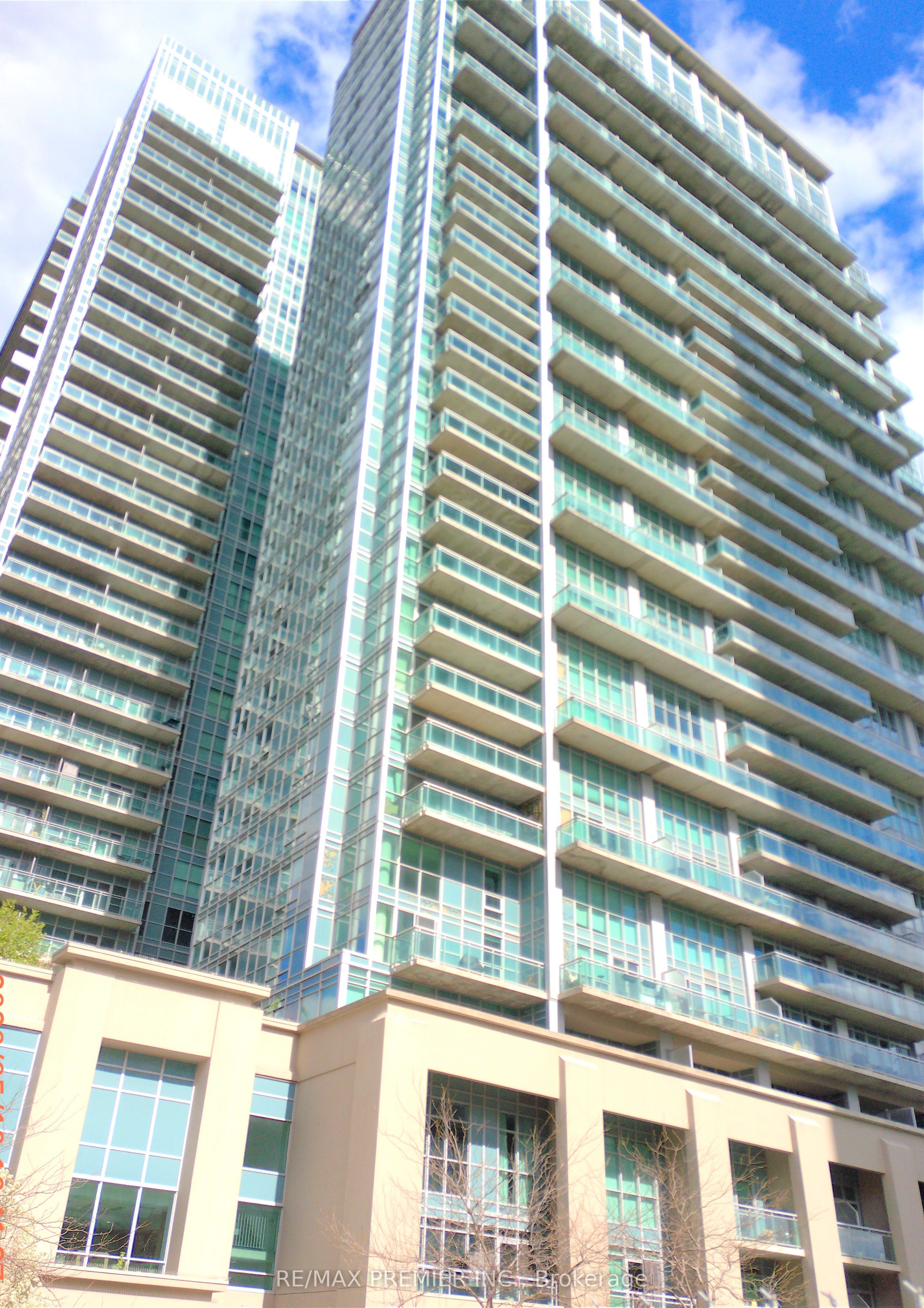 1525-165 Legion Road N, Toronto, ON, M8Y 0B3