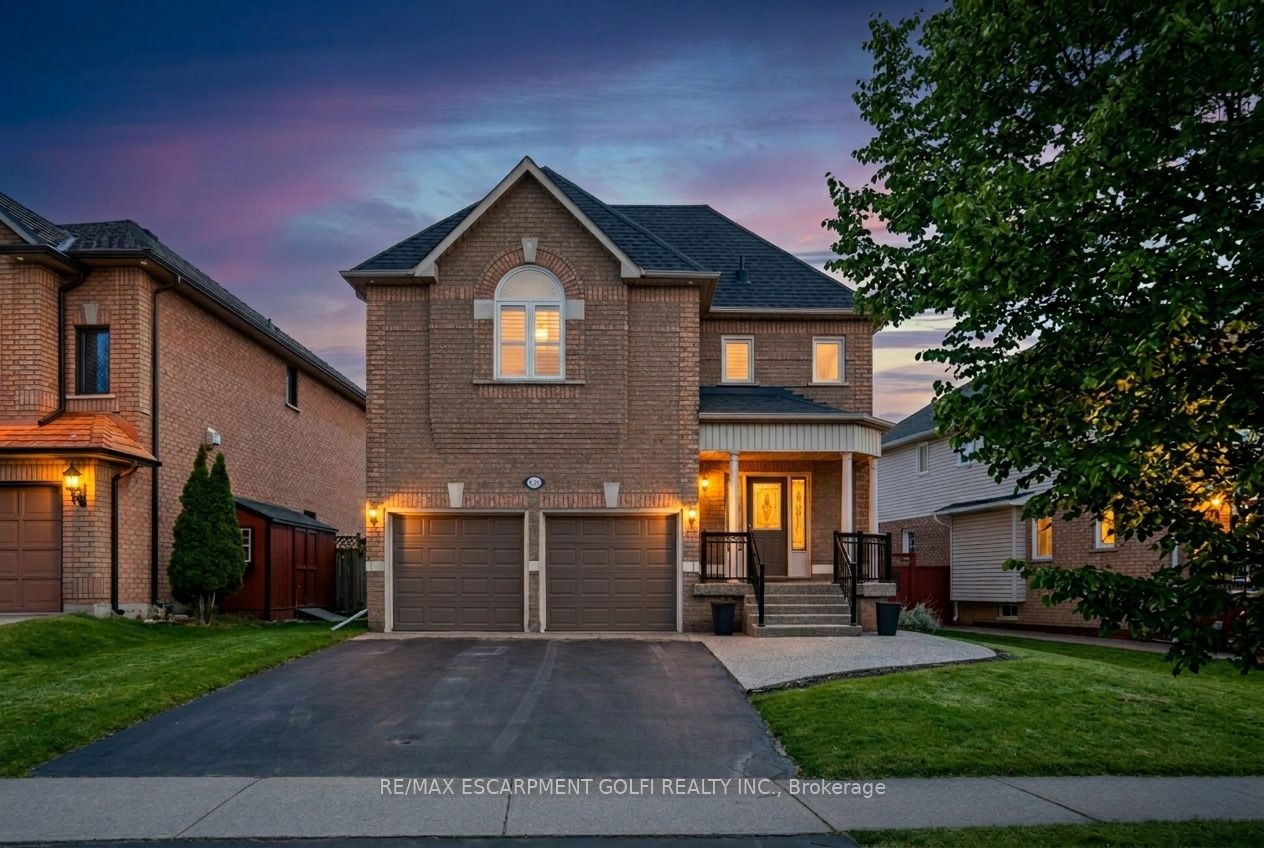 68 Rockhaven Lane, Hamilton, ON, L8B 0J9