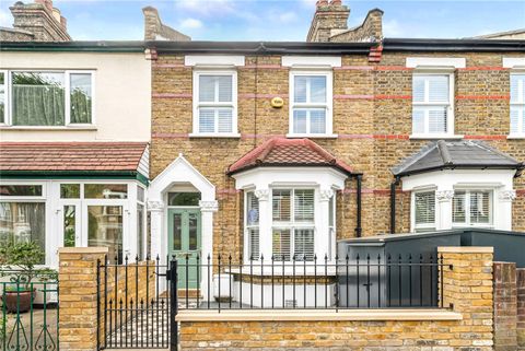 Chelmsford Road, Walthamstow, London E17