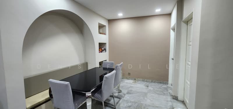 21C Charlton Lane photo 4