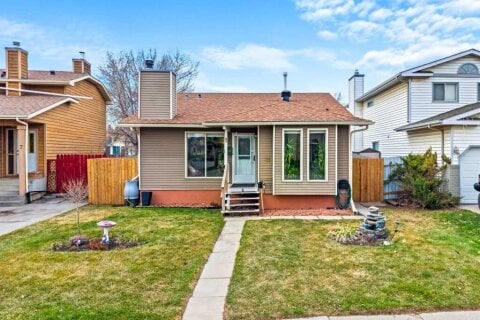 Additional image 7 of 11 Deersaxon Circle SE, Calgary, AB, T2J 6V8