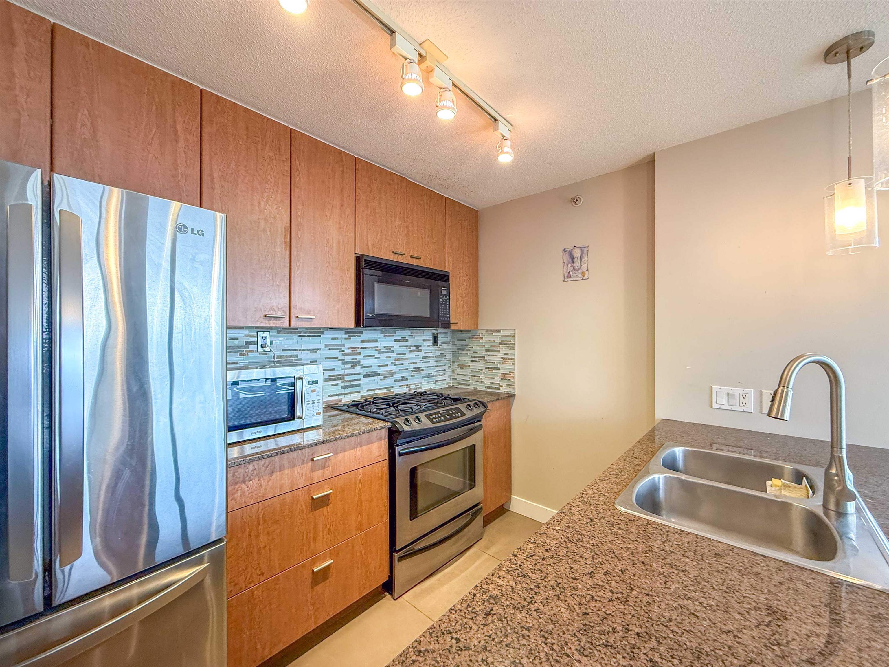 Additional image 4 of 1403-7063 Hall Avenue, Burnaby, BC, V5E 0A5