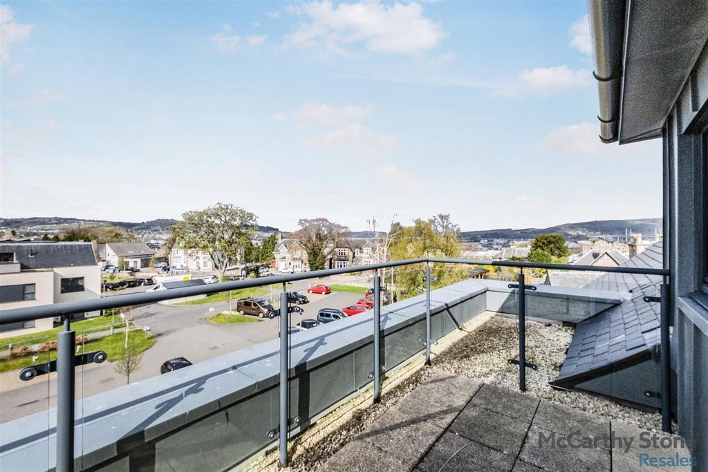 Additional image 3 of 2 bed flat for saleOakwood Court, Crown Avenue, Inverness IV2