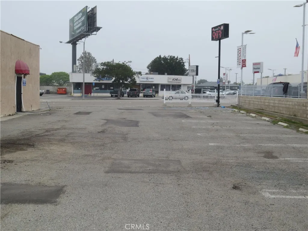 Additional image 36 of 1716 W Redondo Beach Blvd, Gardena, CA 90247