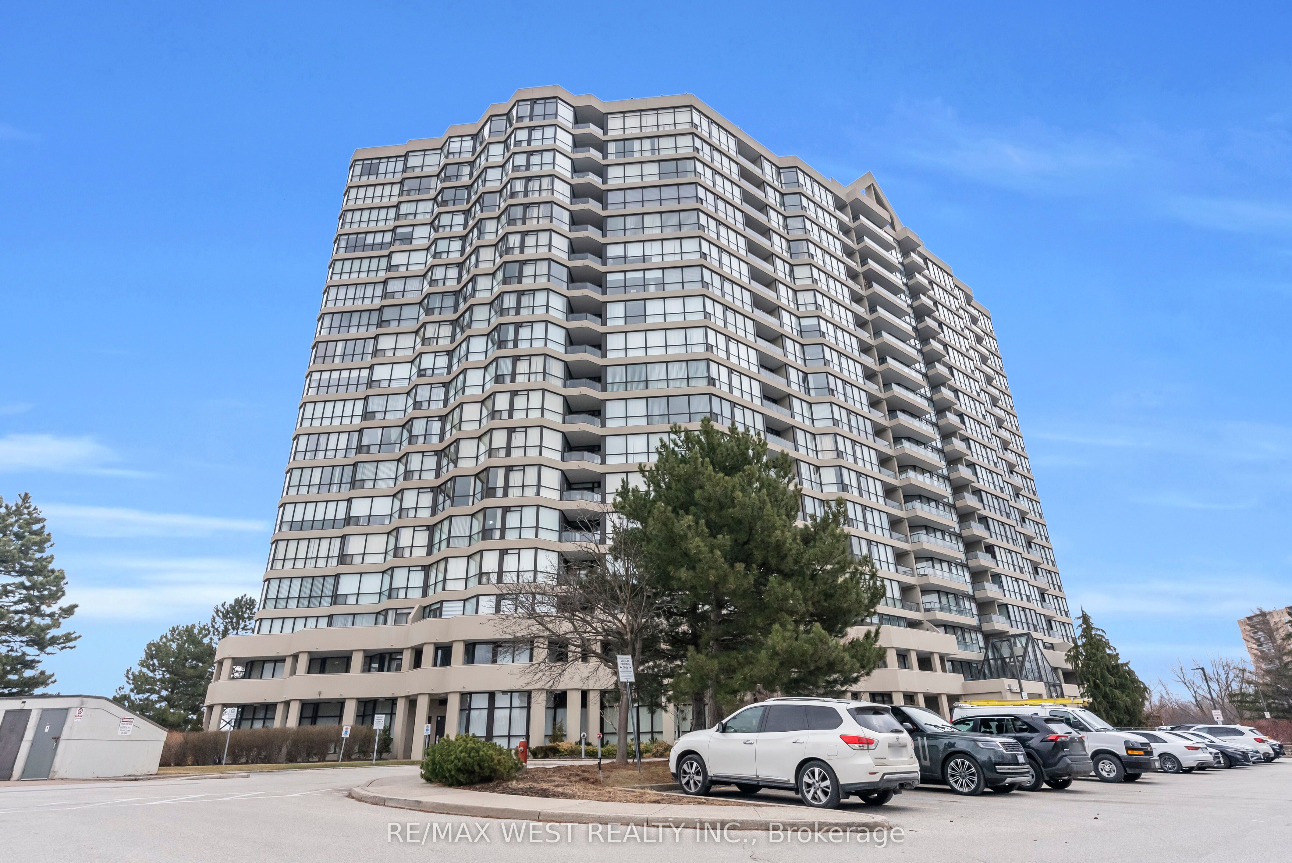 1403-5 Rowntree Road, Toronto, ON, M9V 5G9