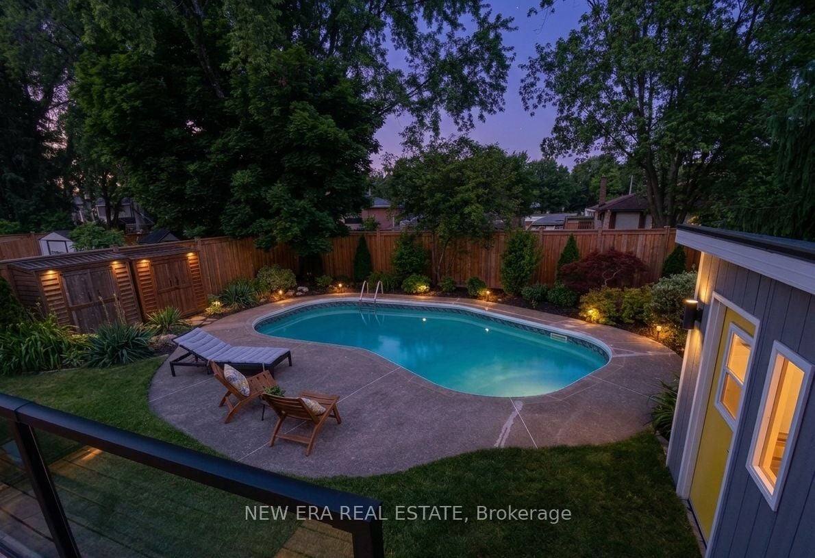 Additional image 2 of 2611 Truscott Drive, Mississauga, ON, L5J 2B6