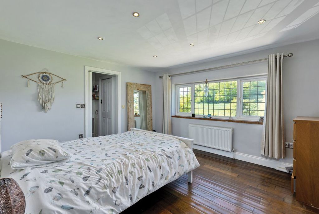 Additional image 8 of 5 bed detached house to rentMaplescombe Lane, Farningham DA4