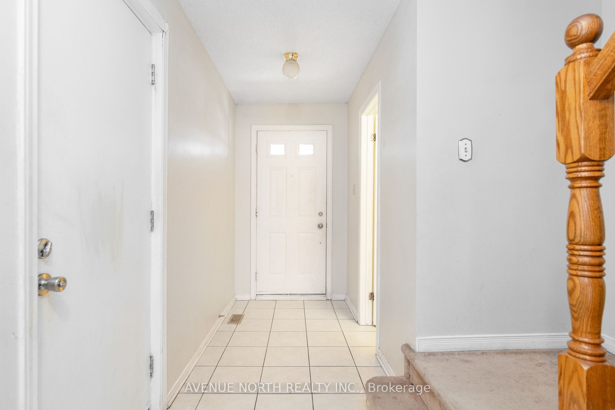 Additional image 3 of 80 Woodbury Crescent, Ottawa, ON, K1G 5E1
