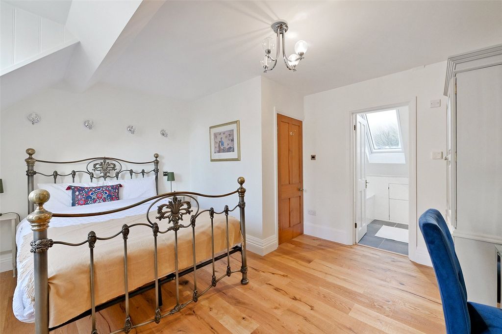 Additional image 12 of 4 bed terraced house to rentPark Street, Windsor, Berkshire SL4