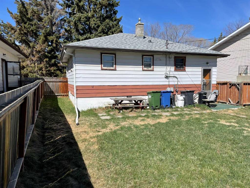 Additional image 4 of 3409 52 Avenue, Red Deer, AB, T4N 4J3
