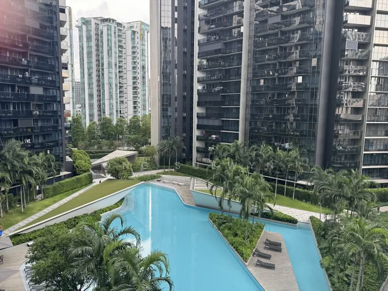 14 Amber Gardens photo 3