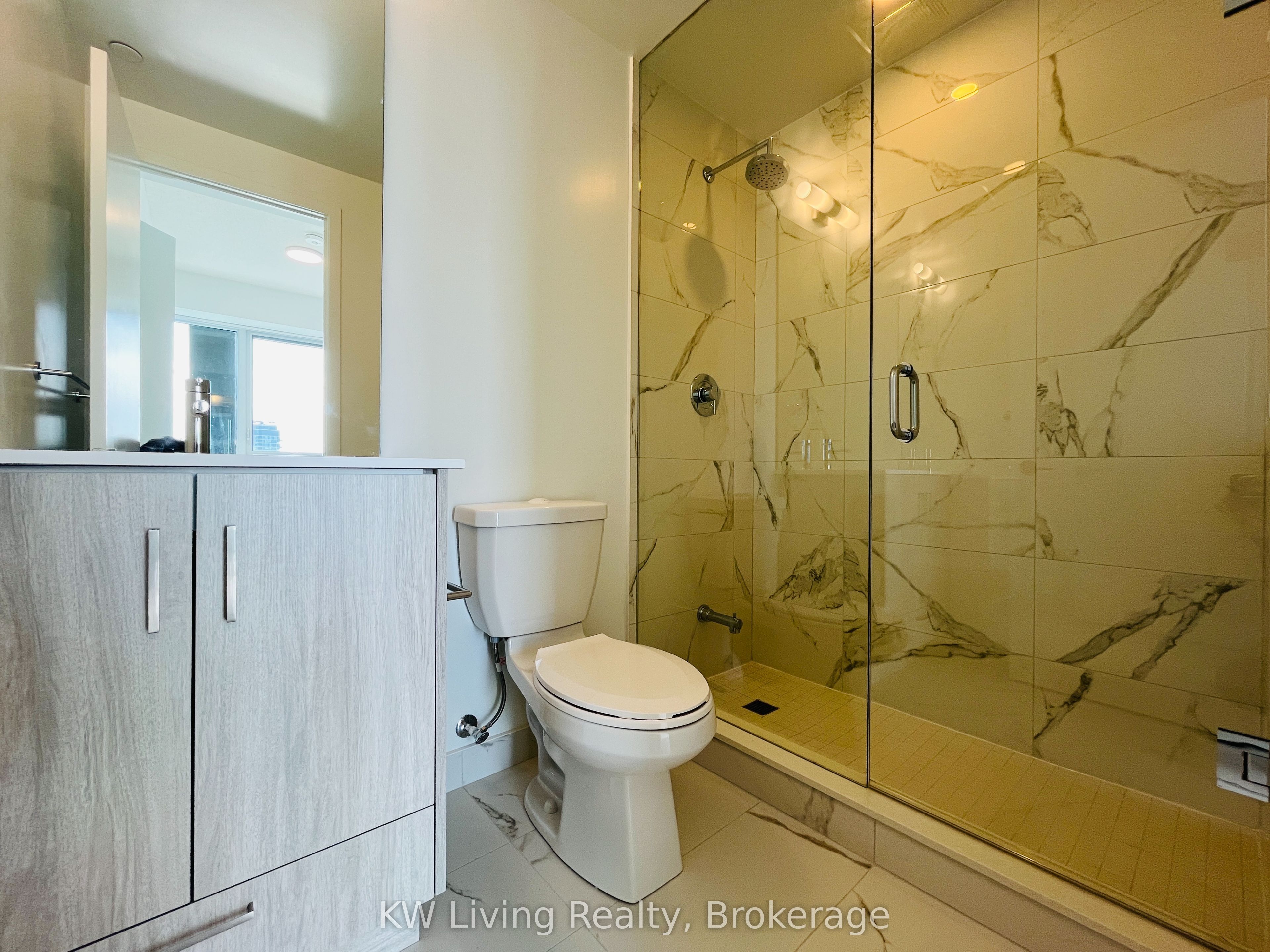Additional image 3 of 4007-180 Front Street, Toronto, ON, M5A 0A9