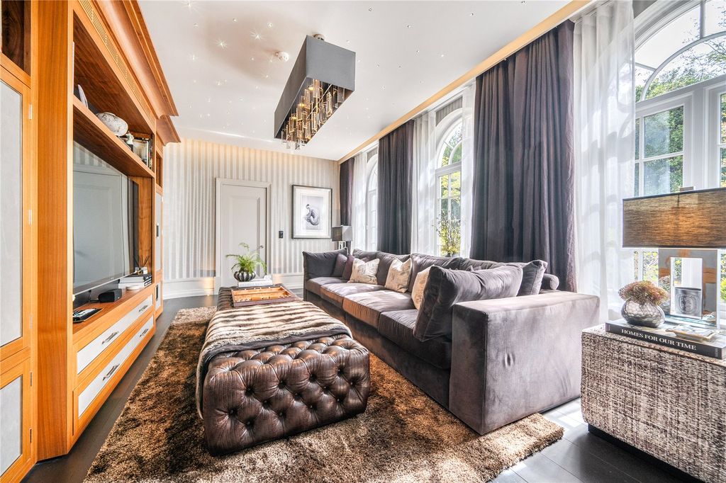 Additional image 7 of 6 bed detached house for salePriory Drive, Stanmore HA7