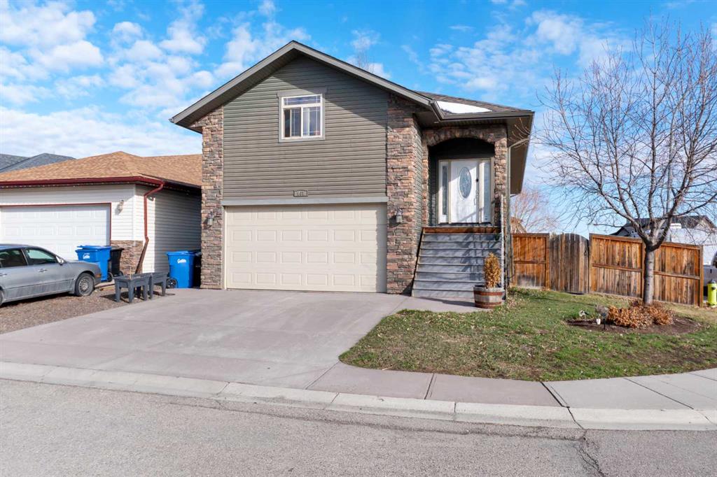 901 Carriage Lane Place, Carstairs, AB, T0M0N0
