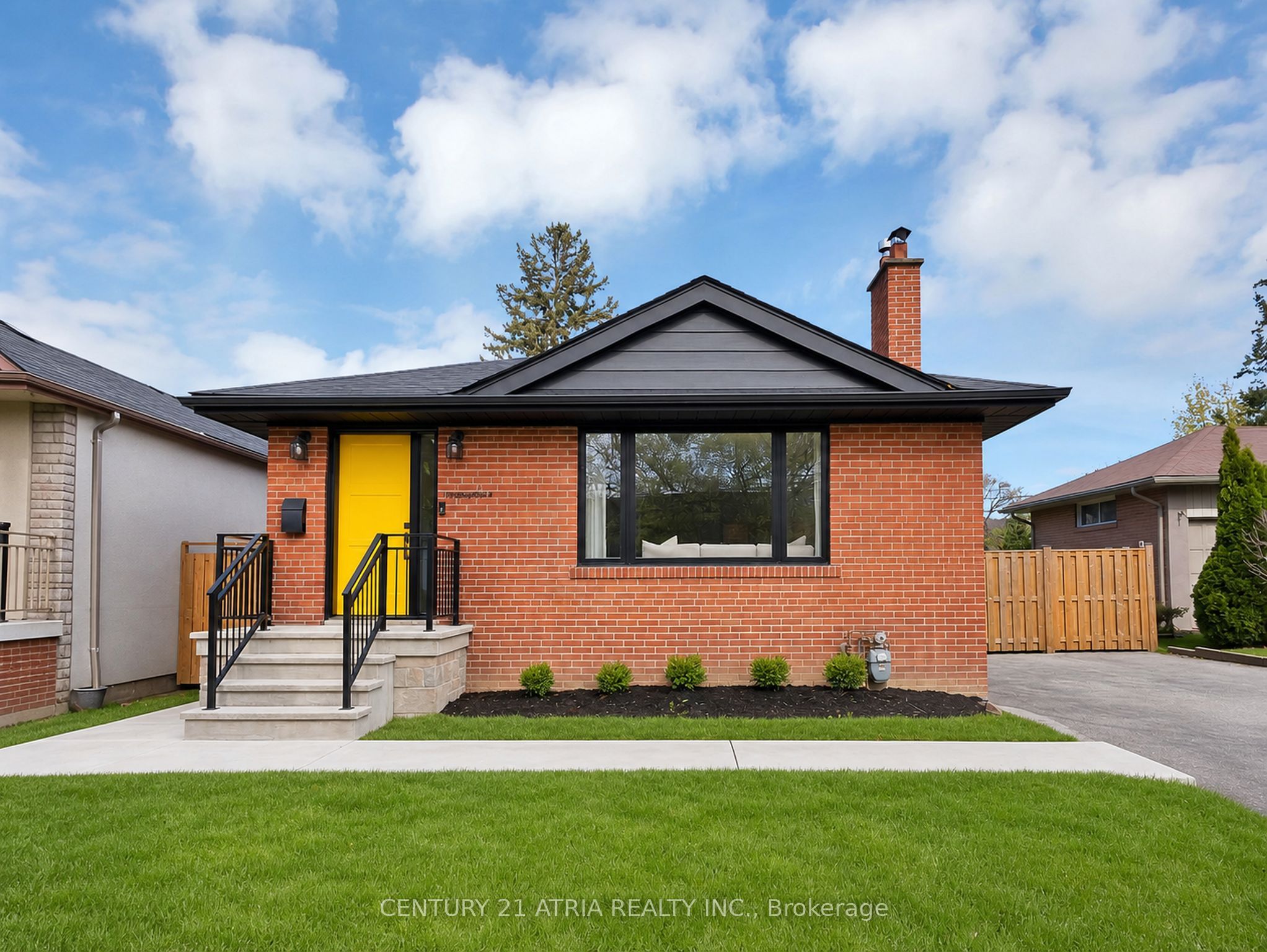 23 Lloyd Manor Road, Toronto, ON, M9B 5H5