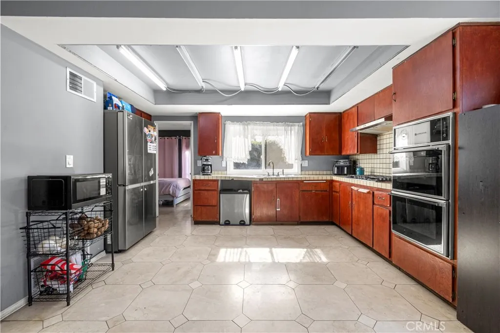 Additional image 49 of 108 S Shakespeare St, Anaheim, CA 92806