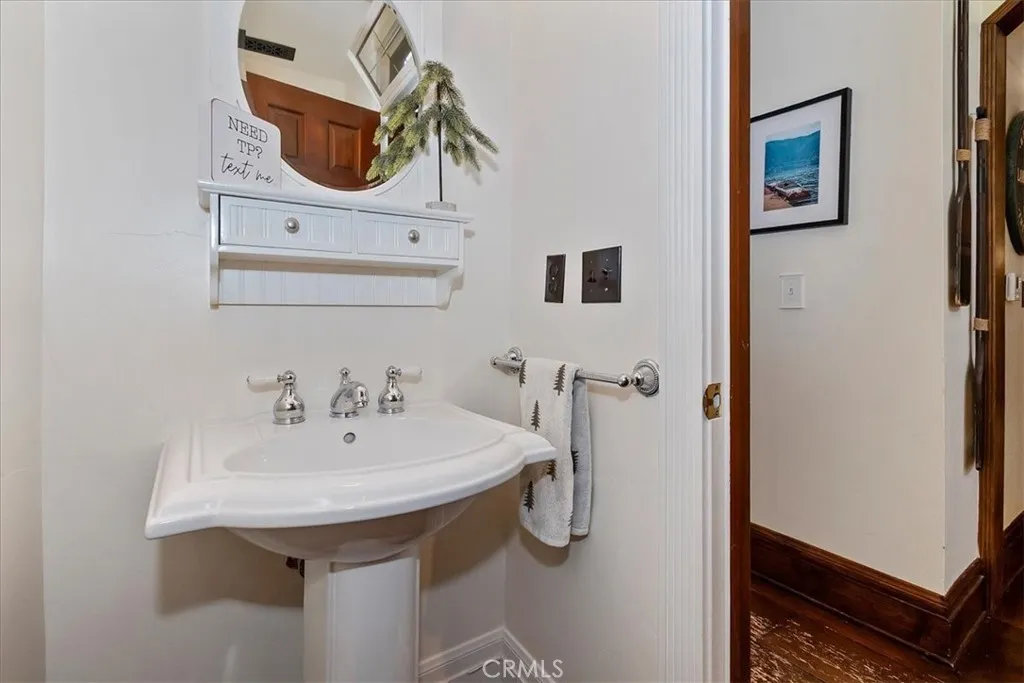 Additional image 103 of 27312 Pinewood Dr, Lake Arrowhead, CA 92352