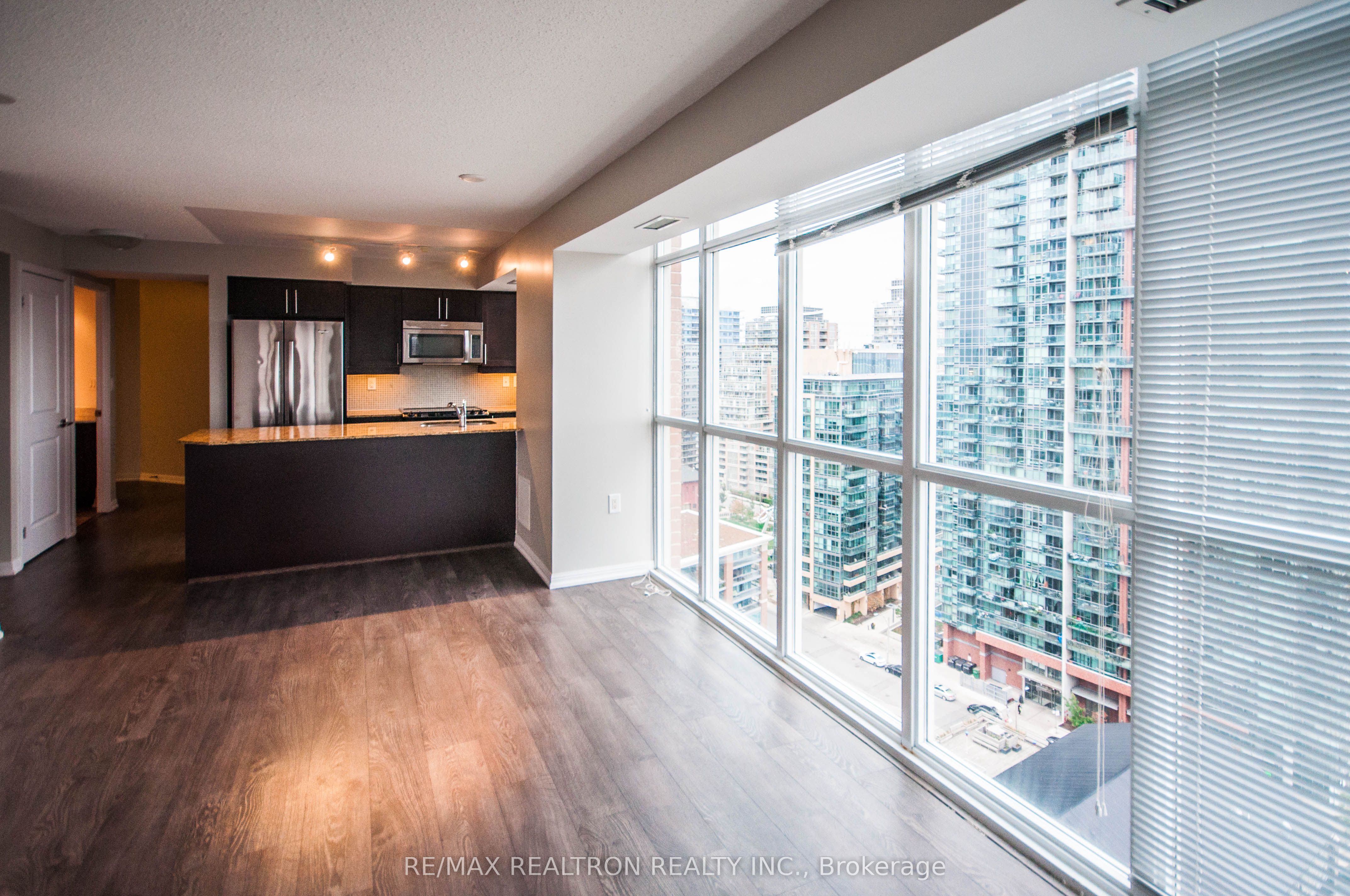 Additional image 4 of 1810-125 Western Battery Road, Toronto, ON, M6K 3R8