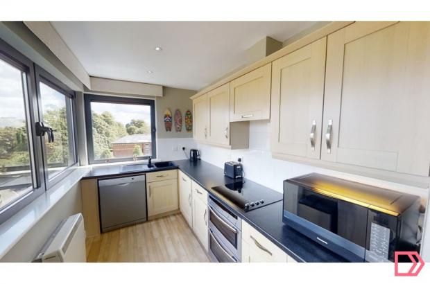 2 bed flat to rentBalmoral House, Macclesfield, Cheshire SK10 photo 5