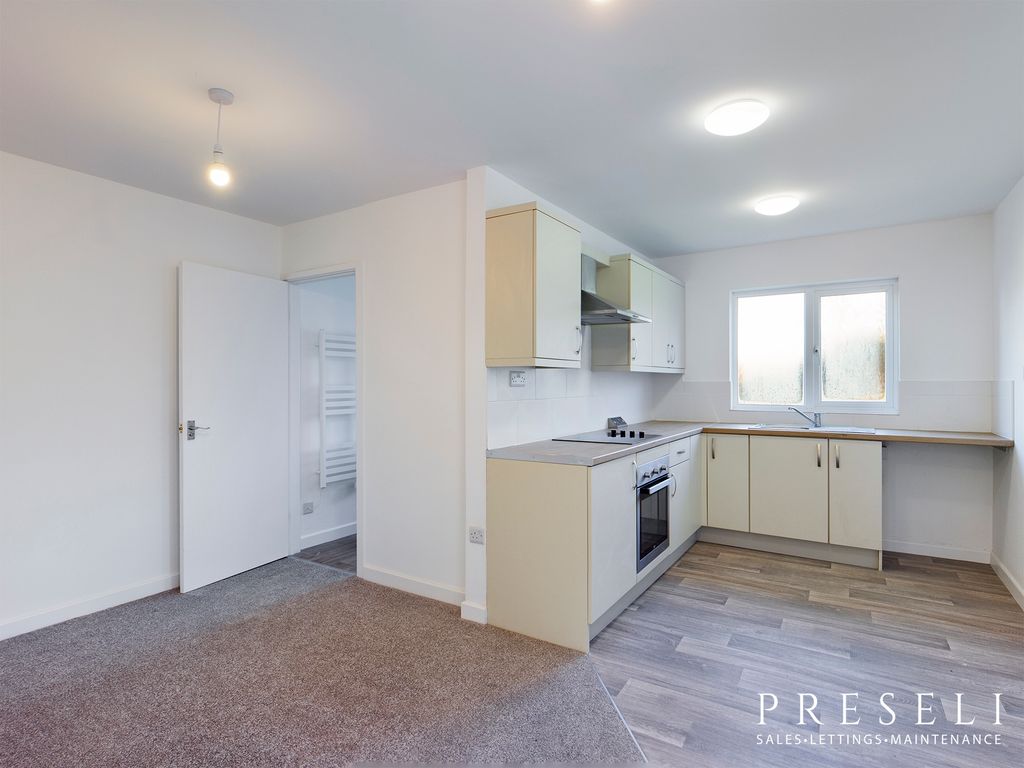 Additional image 9 of 2 bed flat to rentBroadmoor, Kilgetty SA68