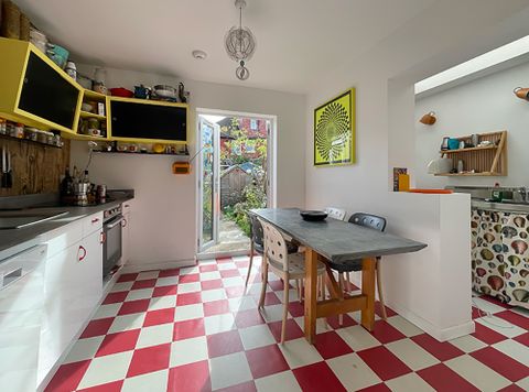 Rosebery Avenue, Tottenham, London N17