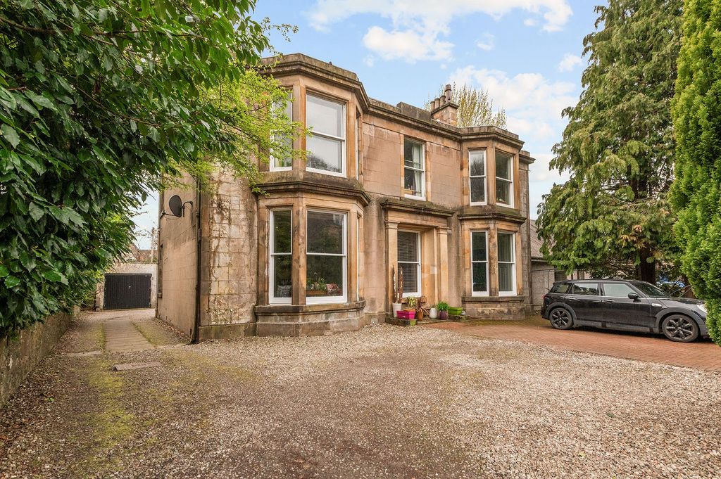 2 bed flat for saleHenderson Street, Bridge Of Allan FK9