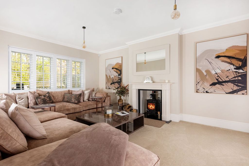 Additional image 8 of 6 bed detached house for saleEarls Farm Way, Towcester NN12
